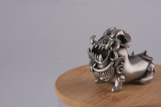 工藝美術(shù)產(chǎn)品六連播 探尋藝術(shù)與美的交融之路