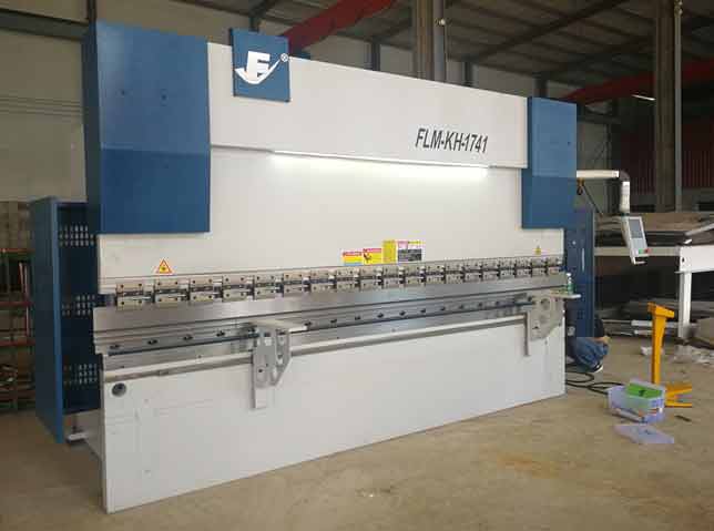 機(jī)器人折彎?rùn)C(jī),折彎?rùn)C(jī)器人